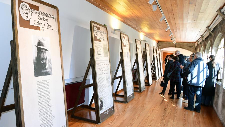 A mostra está situada no Claustro Alto do Colexio de Fonseca. FOTO: Santi Alvite