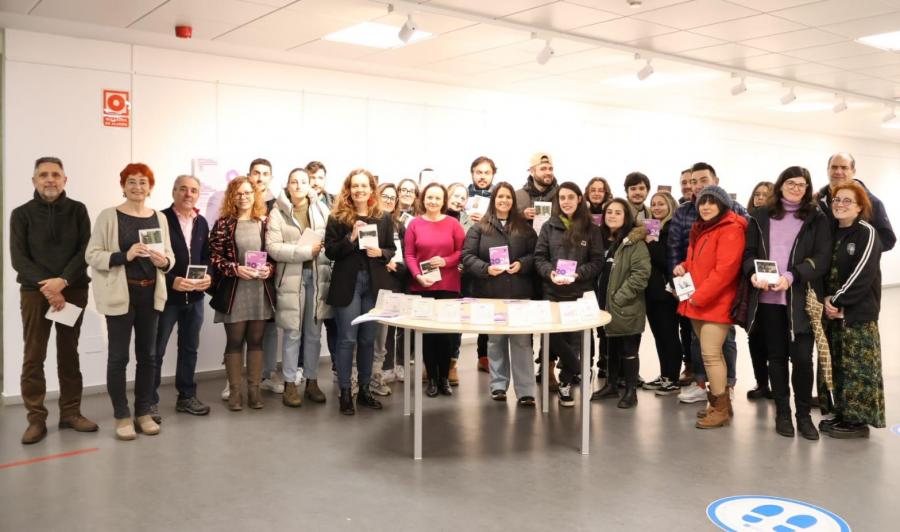 Participantes no acto celebrado na Biblioteca Provincial de Lugo