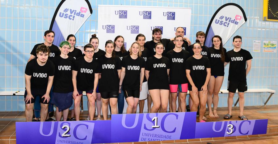 Equipo de deportistas da Universidade de Vigo. FOTO: Santi Alvite