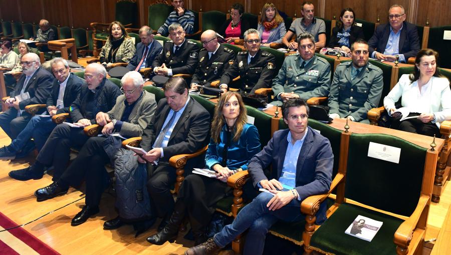 Parte das persoas asistentes ao acto académico. FOTO: Santi Alvite