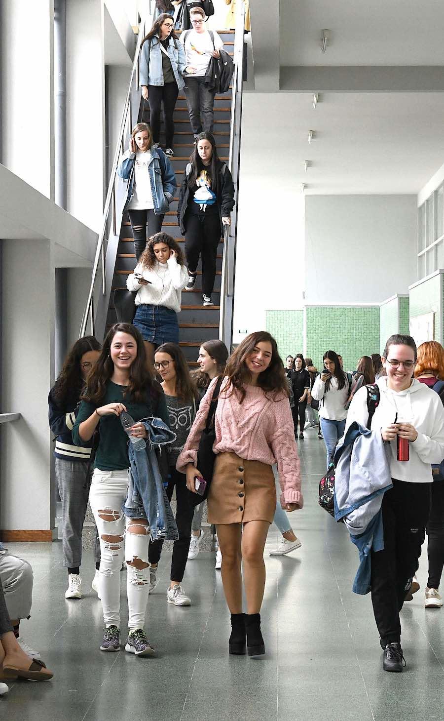 Estudantes nunha facultade da USC