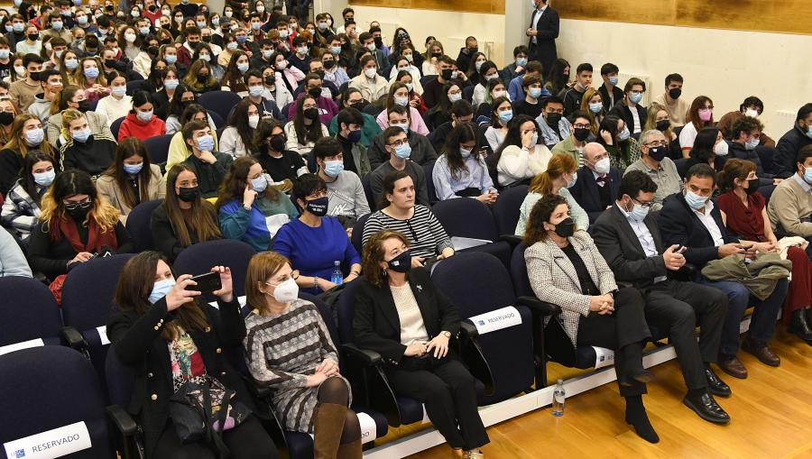 Público asistente ao acto. FOTO: Santi Alvite