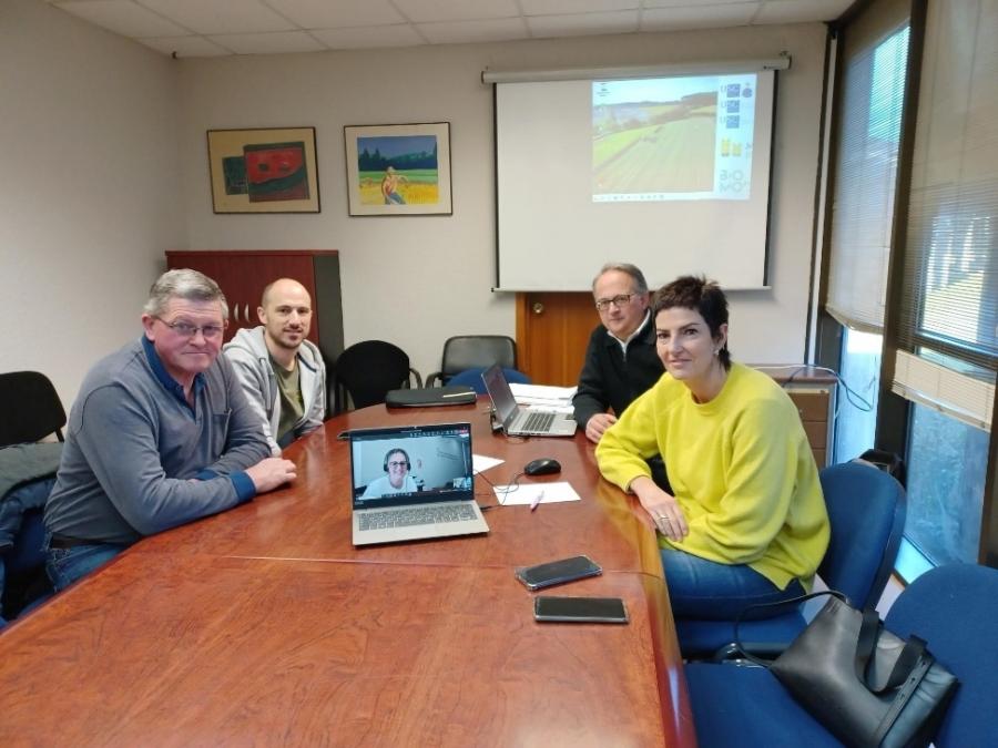 De esquerda a dereita, Francisco López, Marcos Otero, Javier Bueno e Beatriz Moure, na EPS de Enxeñaría