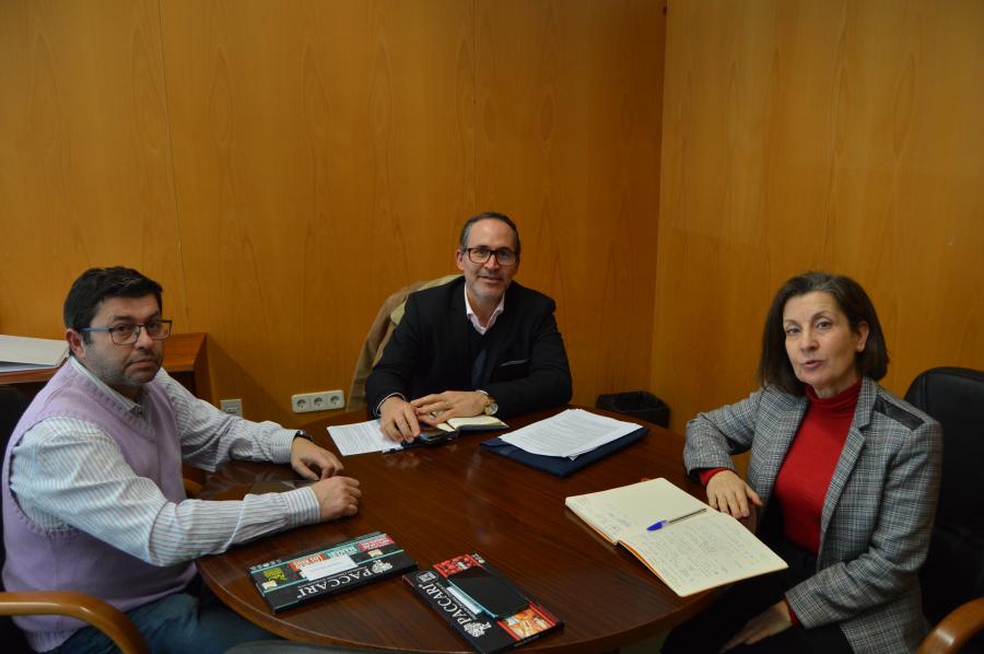 Francisco Fraga, Mikel Ugando e Elvira López Mosquera, no Campus de Lugo