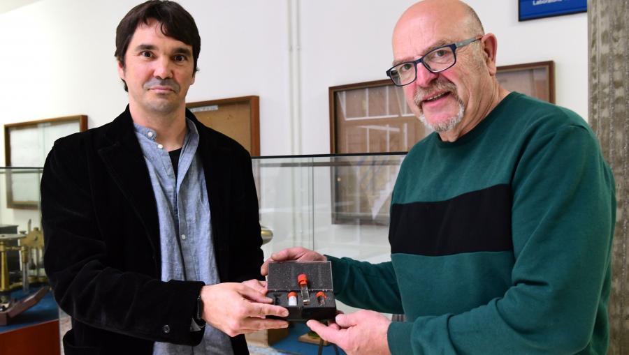 Juan Sabín xunto ao director de 'El Parque de la Vida', Luis José Laria. FOTO: Santi Alvite