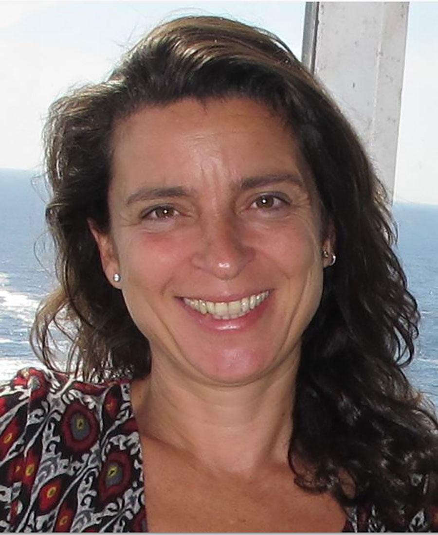 Marta Lores Aguin
