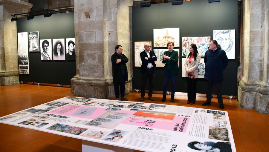 Luis Gil, esquerda, Ángel Cid, Pilar Murias, María Floarea e Diego Esquer. FOTO: Santi Alvite