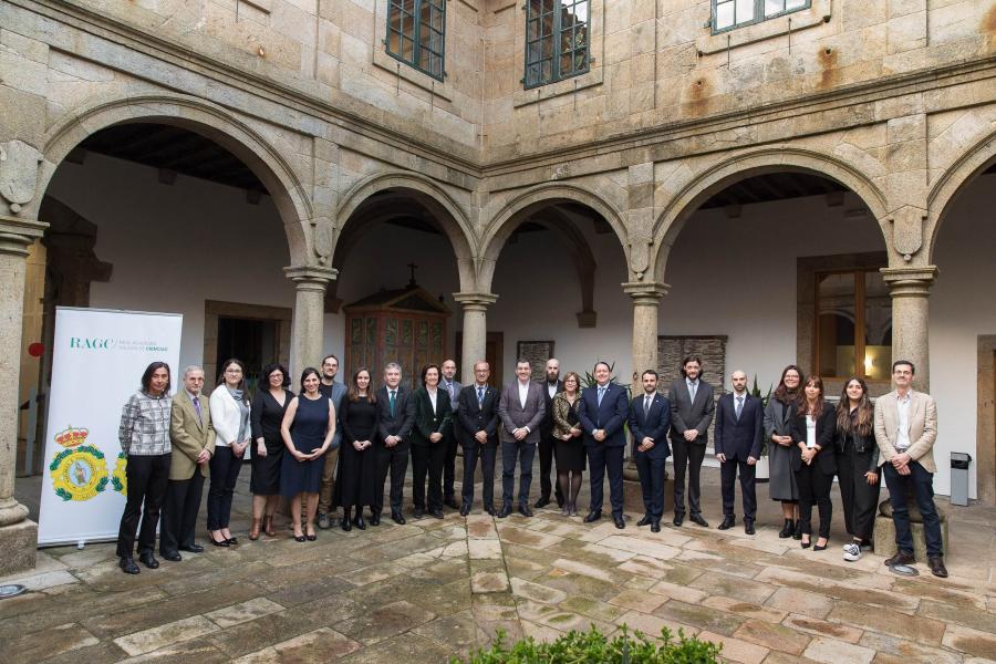 Foto de grupo de todos os equipos de investigación premiados. Foto: Suso Rivas