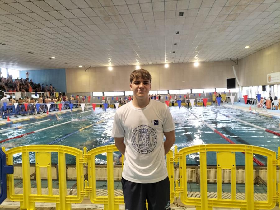 Manuel Pérez Lorenzo participou no Campionato de España Universitario de natación