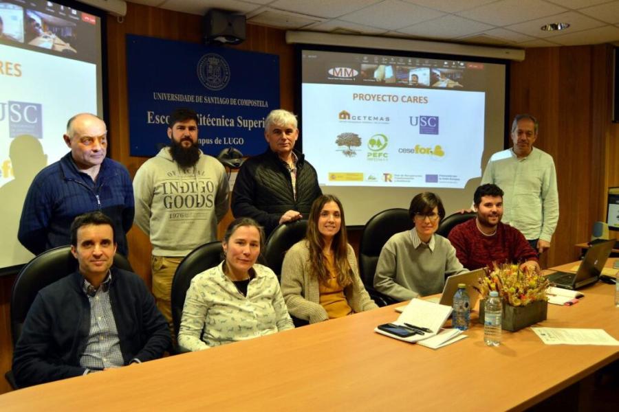 Foto de familia cos integrantes do consorcio 