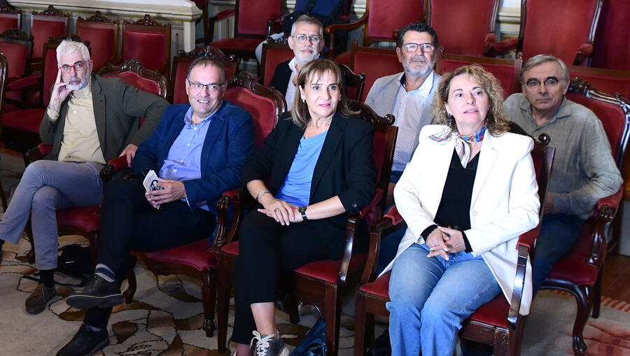 O acto contou coa presenza de autoridades académicas da USC. Foto: Santi Alvite