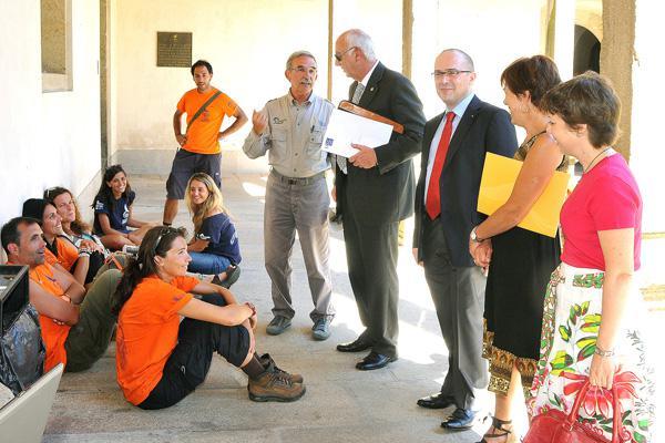 O reitor recibiu aos integrantes da Ruta Quetzal no Colexio de Fonseca