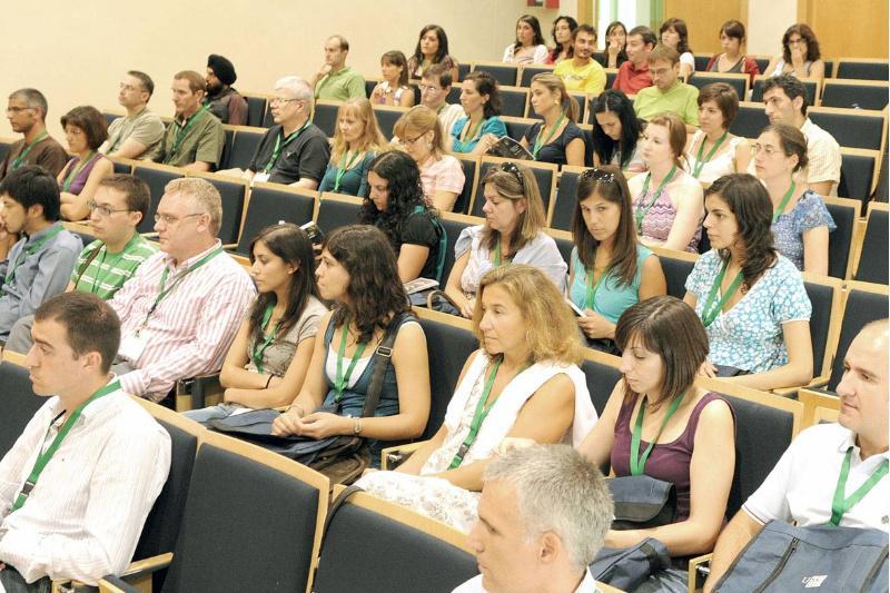Especialistas internacionais estudan na USC como facer máis sustentables os procesos industriais
