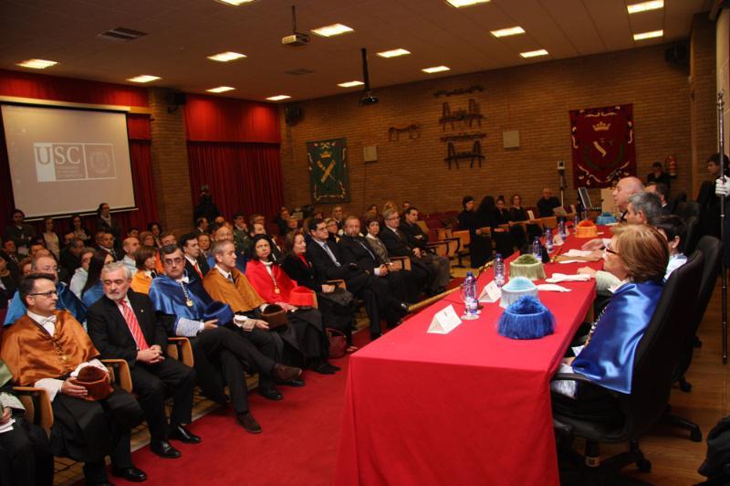 O reitor Juan Casares subliña a contribución das universidades á reformulación do modelo de desenvolvemento económico 
