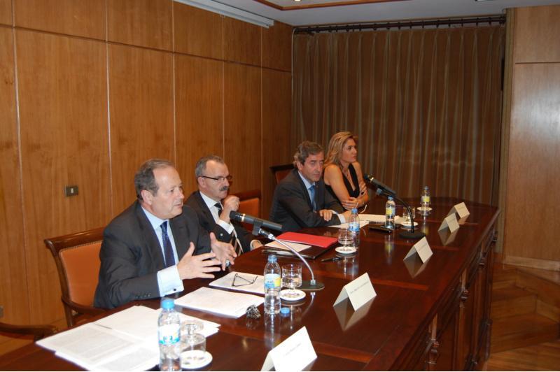 Ponse en marcha o novo máster en Avogacía coa sinatura do convenio entre a USC e o Colexio de Avogados de Lugo