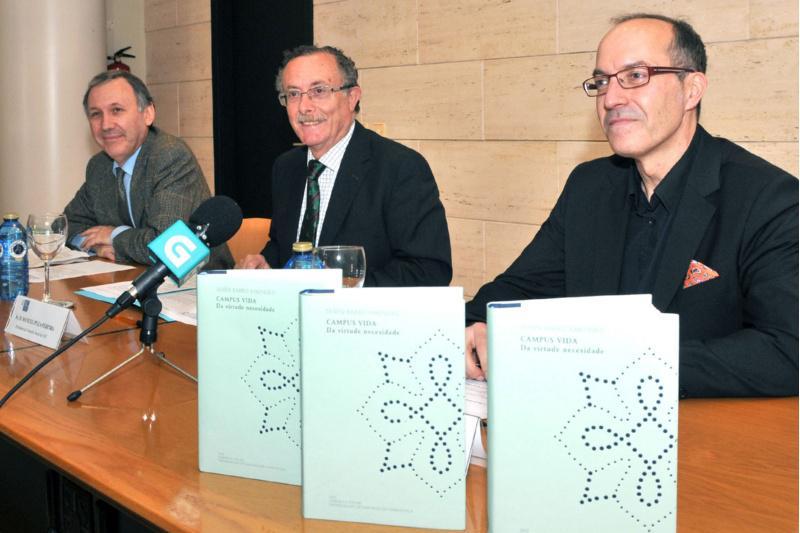 Oito anos de discursos sobre o papel