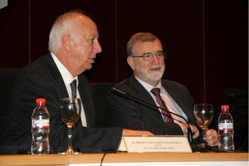 O reitor Juan Casares preside en Córdoba o plenario da Comisión Sectorial da CRUE de Internacionalización e Cooperación