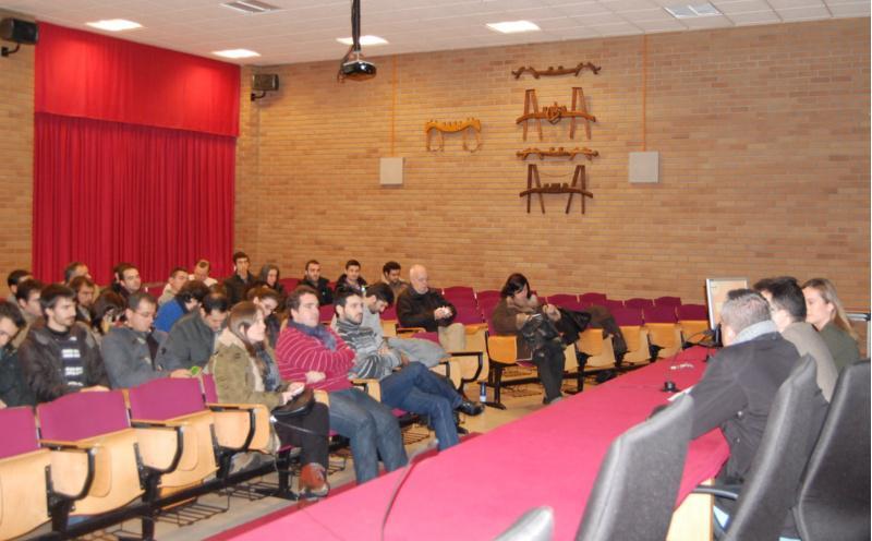 A secretaria xeral de Confemadera Galicia mostra na EPS de Lugo as potencialidades da industria galega da madeira 