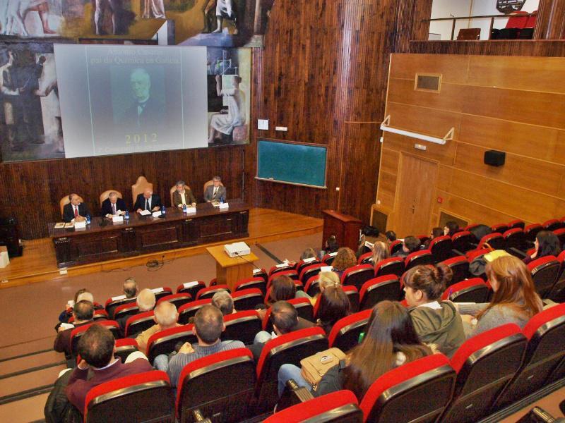 A Facultade de Química homenaxea a Antonio Casares