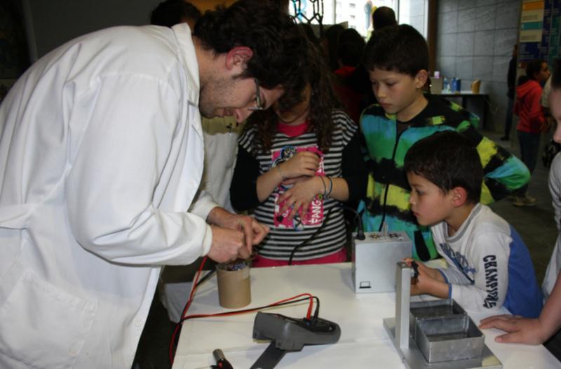 Alta participación nas xornadas de divulgación científica no CIQUS