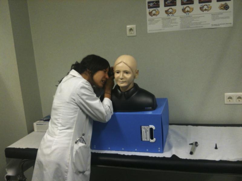 A Facultade de Medicina realizou a primeira Avaliación de Competencias Obxectiva Estruturada