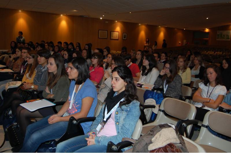 García Herradón resalta o interese de titulacións como Nutrición Humana e Dietética no marco especializado do Campus Terra