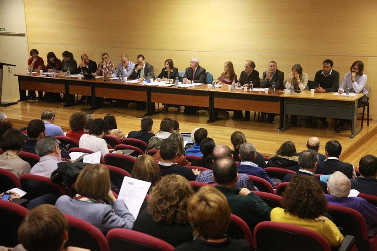 O plan económico-financeiro centrou o primeiro debate do novo Claustro universitario