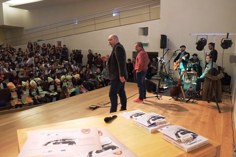 400 escolares de primaria e secundaria de toda Galicia participaron na segunda gala do Día da Radio