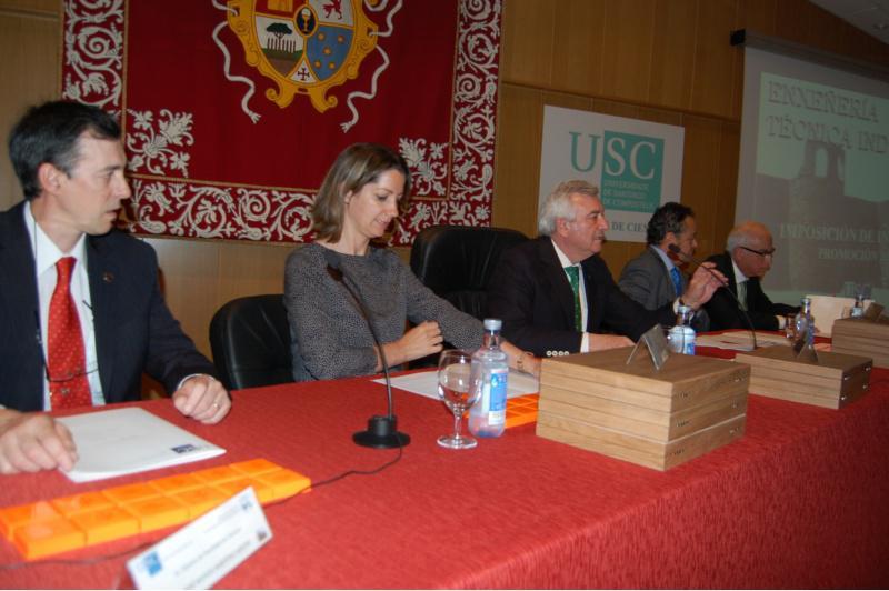 Viaño preside en Lugo a imposición de insignias á promoción 2014 de titulados na rama de enxeñaría industrial en Galicia