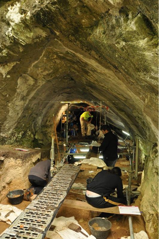 As escavacións de Cova Eirós afondan sobre un dos períodos menos coñecidos da prehistoria galega