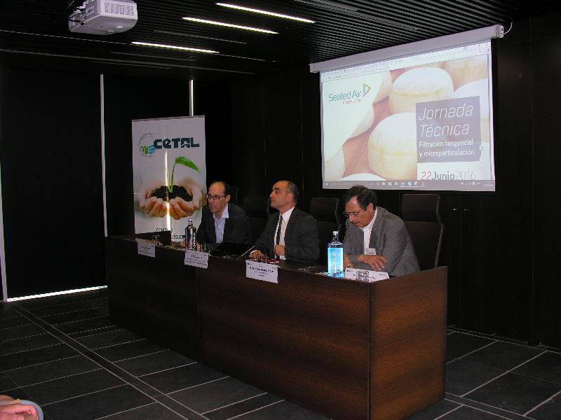 Uns 60 técnicos de 20 empresas participan nunha xornada formativa de filtración tanxencial e microparticulación na APLTA