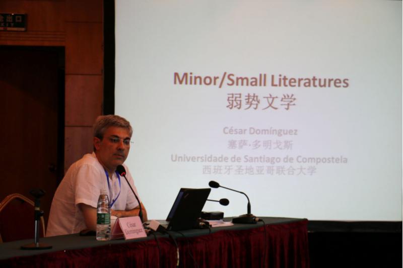 O profesor César Domínguez, nomeado catedrático honorario da Universidade chinesa de Sichuan