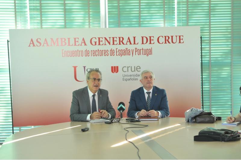 Probas de acceso e duración dos estudos universitarios, temas centrais da Asemblea Xeral da CRUE celebrada na USC