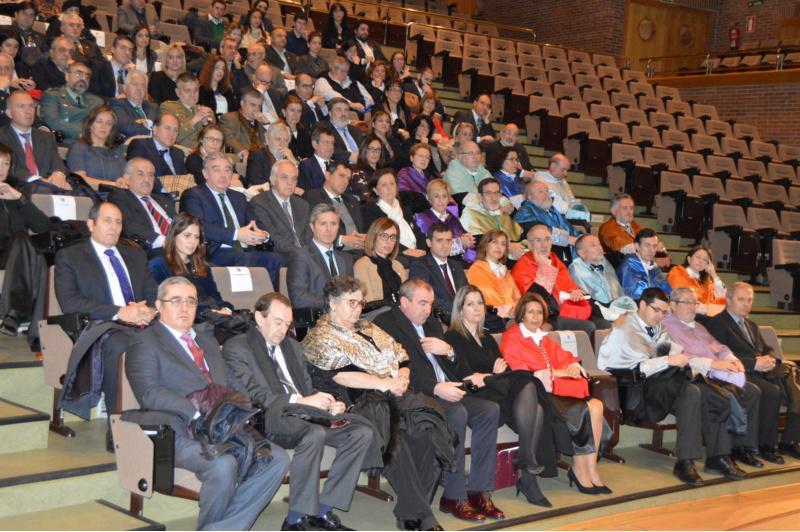 Viaño presenta a “seriedade e eficacia” da USC como garantías para cumprir as expectativas dunha sociedade que pide solucións 