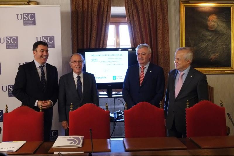 Marcelino Oreja Aguirre, galardoado co XXI Premio Internacional Grupo Compostela–Xunta de Galicia