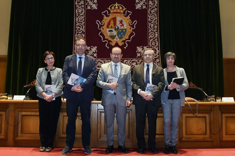 A USC conmemora o Día das Letras galegas cun acto literario dedicado a Antonio Fraguas