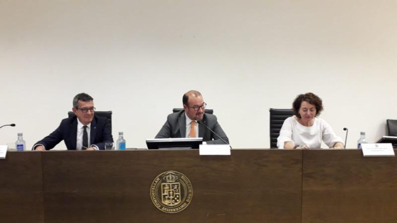 O profesor Antonio Segura Iglesias tomou posesión do seu cargo como decano de Bioloxía