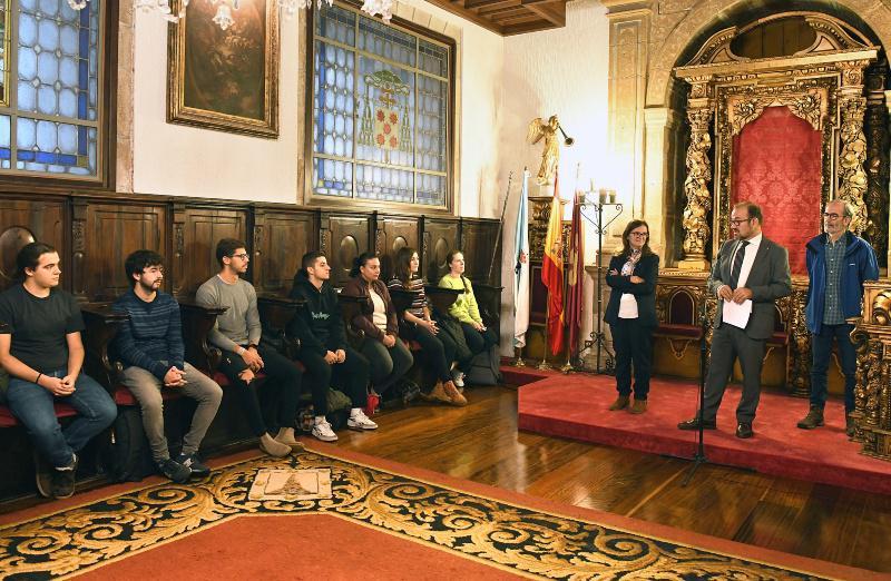 O reitor loou o esforzo dos deportistas de alto nivel da USC ao “manter vivo o deporte” na súa etapa universitaria   