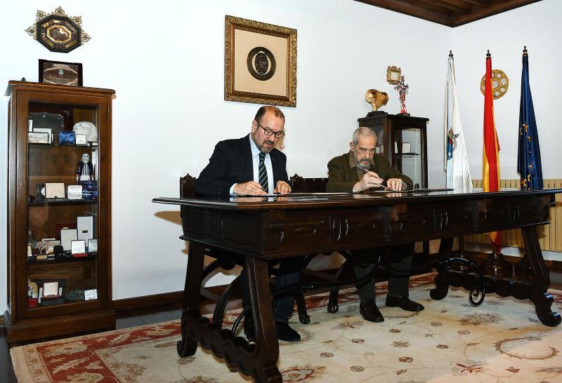 A USC actualiza o seu convenio co Ateneo de Santiago para propiciar un maior achegamento da Universidade á sociedade