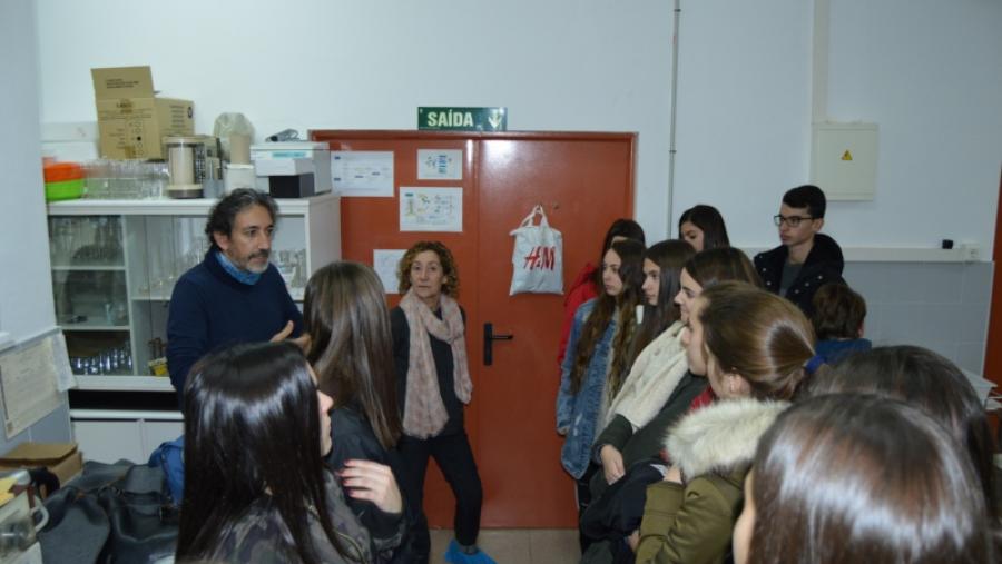 Estudiantes del IES Isidro Parga Pondal de Carballo visitan la EPS del Campus Terra para conocer su oferta de estudios Estudiantes del IES Isidro Parga Pondal de Carballo visitan la EPS del Campus Terra para conocer su oferta de estudios