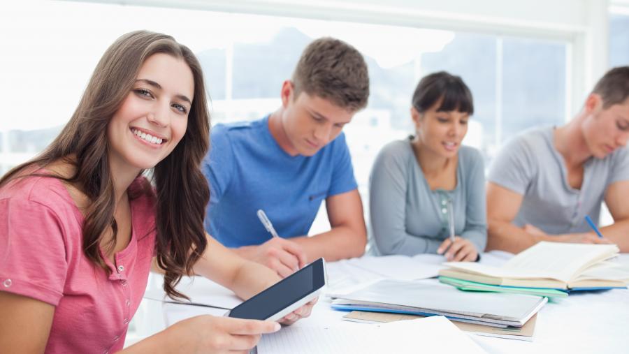 El Campus Terra abre el 12 de julio su primer plazo de matrícula para grado El Campus Terra abre el 12 de julio su primer plazo de matrícula para grado