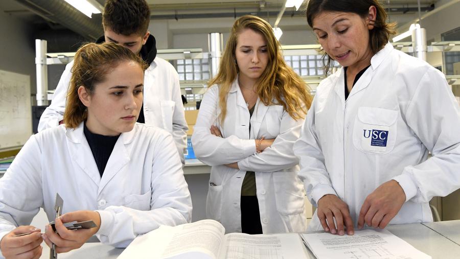 A USC ocupa o posto 412 neste ranking  pola calidade da súa actividade académica. FOTO: Santi Alvite
