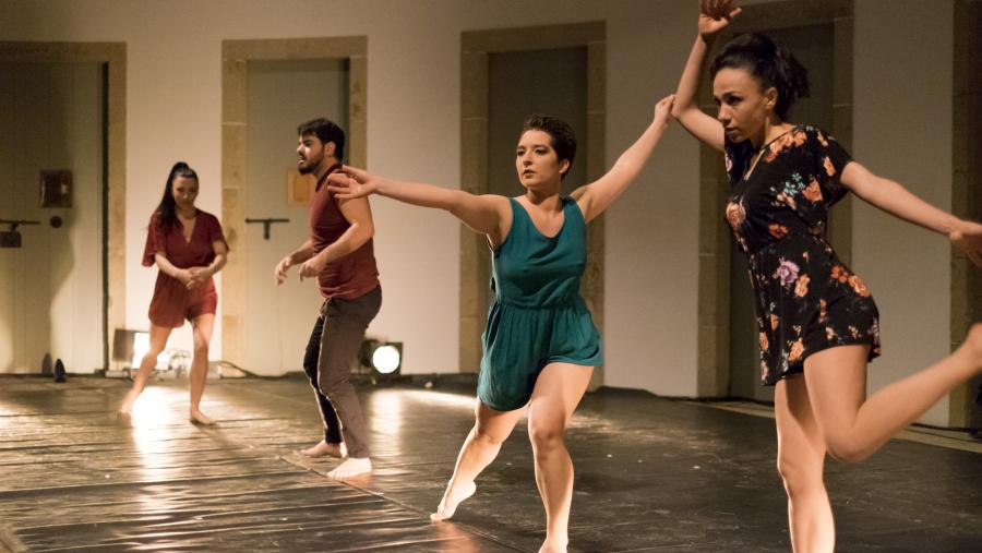 Danza contemporánea, creativa, oriental e latina conforman a oferta do Espazo de Danza no Campus de Lugo. Imaxe de arquivo no Vello Cárcere de Lugo Danza contemporánea, creativa, oriental e latina conforman a oferta do Espazo de Danza no Campus de Lugo. Imaxe de arquivo no Vello Cárcere de Lugo