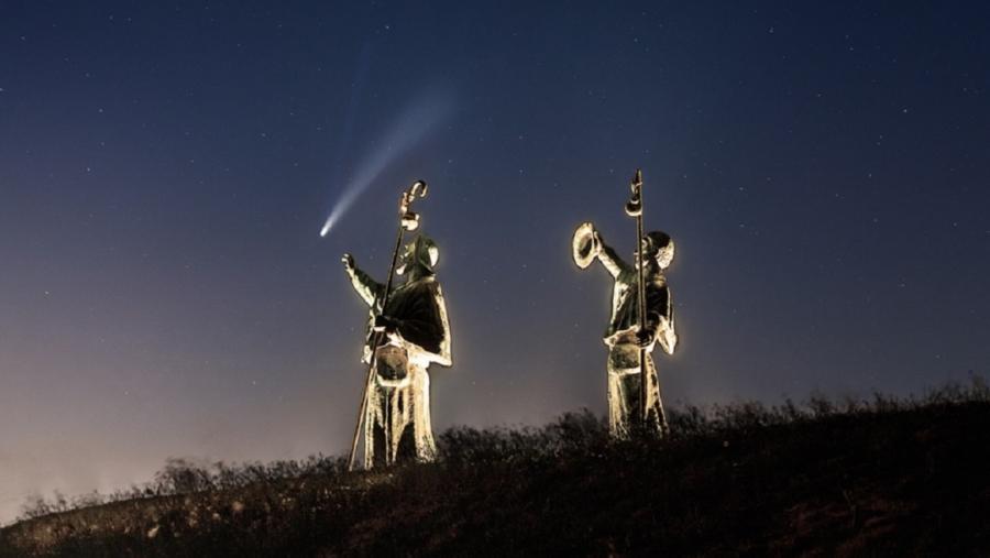 A fotografía ‘Atrapando un cometa’ de Alejandro Nieto Lareo, pertencente ao Centro de Tecnoloxías para a Aprendizaxe (CeTA), fíxose co primeiro premio A fotografía ‘Atrapando un cometa’ de Alejandro Nieto Lareo, pertencente ao Centro de Tecnoloxías para a Aprendizaxe (CeTA), fíxose co primeiro premio