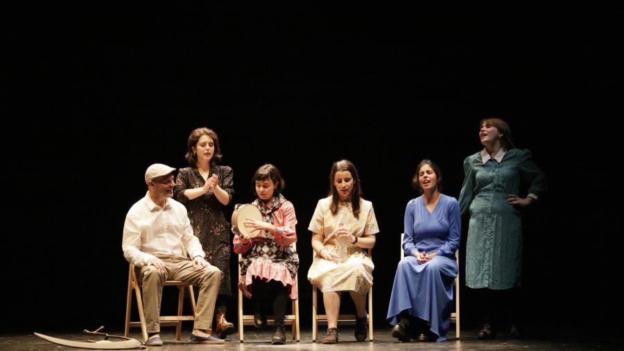 Un momento da representación de 'A Emperadora', no auditorio municipal Gustavo Freire de Lugo. Foto: Marcos Lóopez Un momento da representación de 'A Emperadora', no auditorio municipal Gustavo Freire de Lugo. Foto: Marcos Lóopez