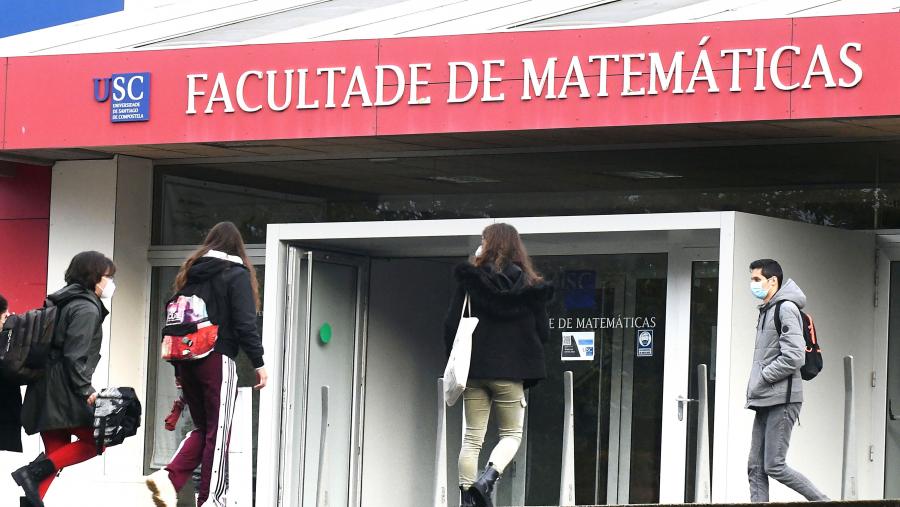 A asistencia ás charlas deu dereito a un diploma acreditativo por catro horas. FOTO: Santi Alvite A asistencia ás charlas deu dereito a un diploma acreditativo por catro horas. FOTO: Santi Alvite