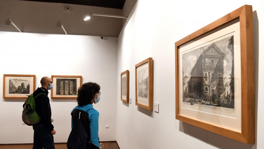 Piranesi cambiou, para toda Europa, o xeito de percibir o mundo antigo e dotouno de carga emocional. FOTO: Santi Alvite Piranesi cambiou, para toda Europa, o xeito de percibir o mundo antigo e dotouno de carga emocional. FOTO: Santi Alvite