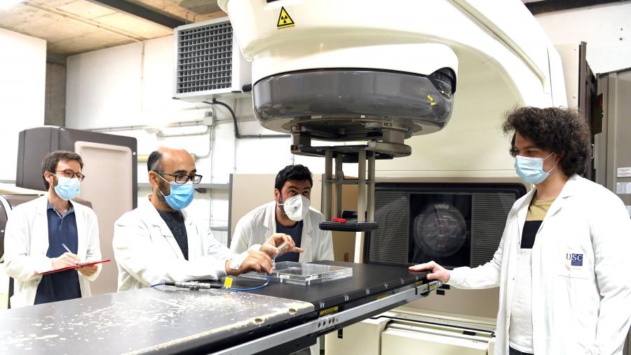 A proposta deste grupo de investigación consiste en modificar a xeometría das cámaras de ionización xa existentes nos hospitais reducindo a distancia entre eléctrodos. FOTO: Santi Alvite