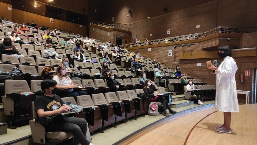 Valcárcel saúda a estudantes de primeiro curso de Veterinaria Valcárcel saúda a estudantes de primeiro curso de Veterinaria