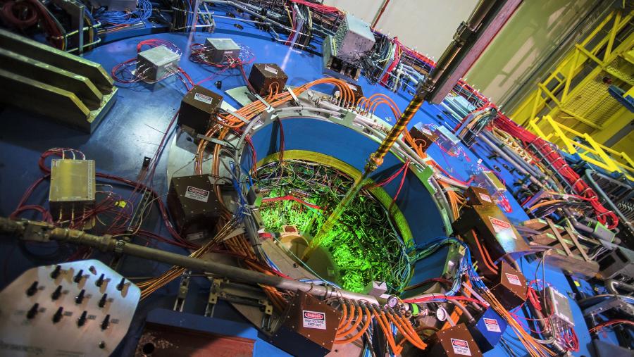 Detector STAR no Relativistic Heavy Ion Collider (RHIC). Foto: Brookhaven National Laboratory Detector STAR no Relativistic Heavy Ion Collider